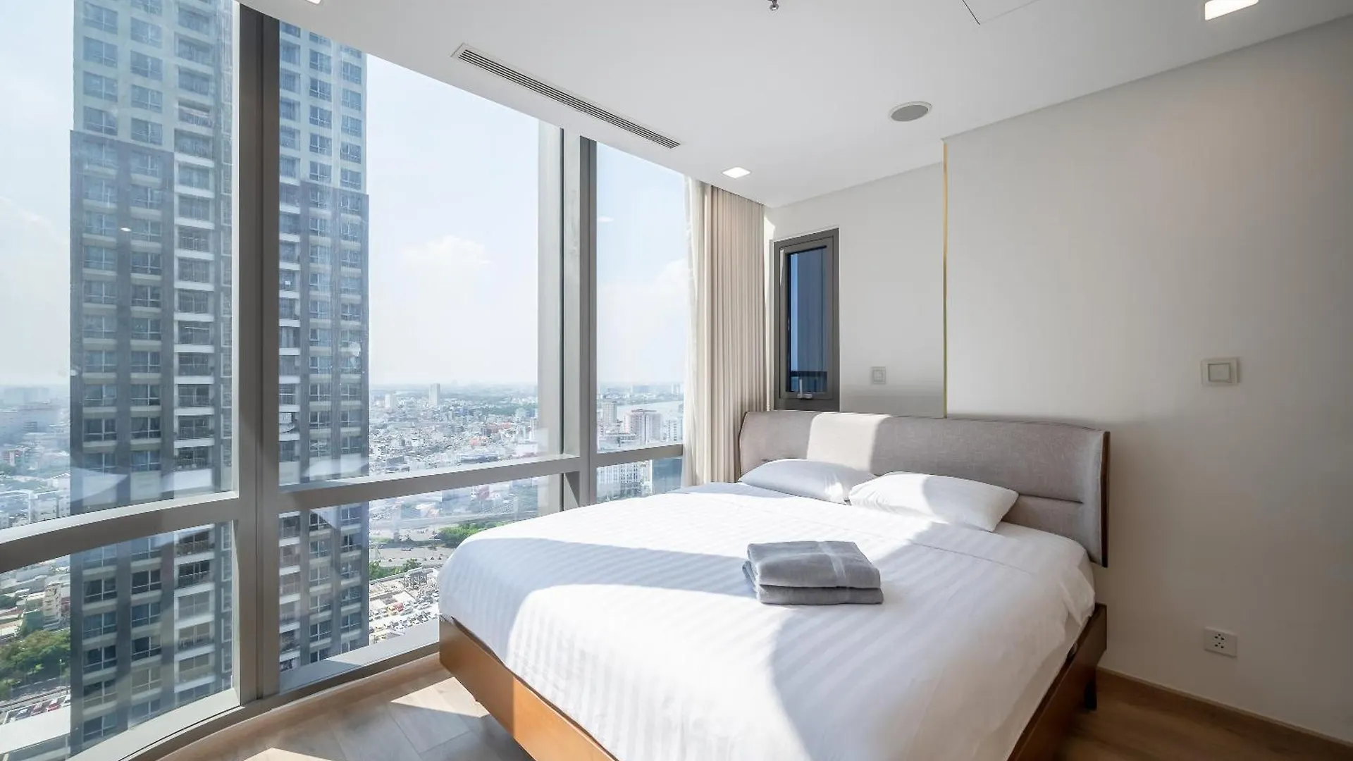 Landmark 81 President Suite - Vinhome Central Park Ho Chi Minh City Vietnam