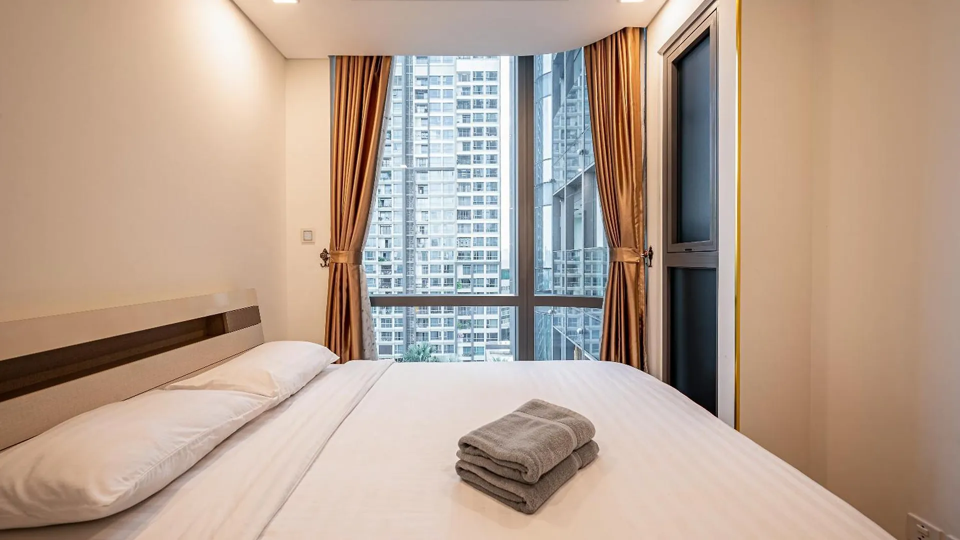 Landmark 81 President Suite - Vinhome Central Park ホーチミン市 アパート